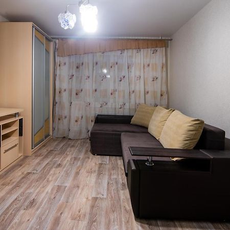 Apartment Street Trostyanetskaya Kiev Exterior foto