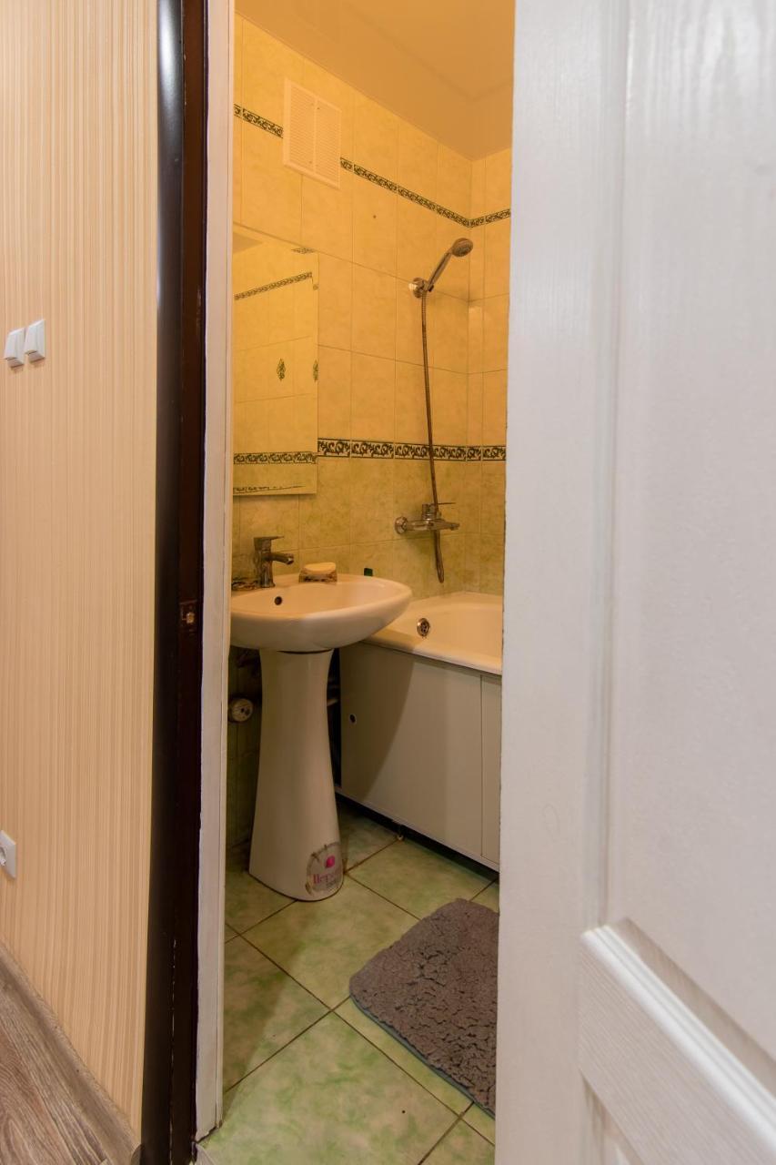 Apartment Street Trostyanetskaya Kiev Exterior foto